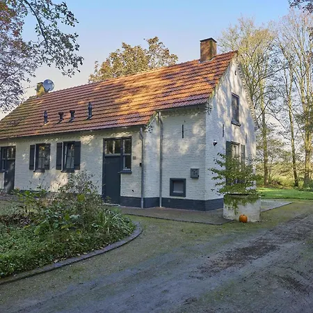Bosbeertje 43 * Erp