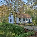 Holiday home Bosbeertje 43